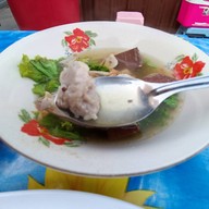 เมนูของร้าน เจ๊ตอง โจ๊กหมู / เมี่ยงปลาเผา / อาหารตามสั่ง
