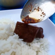เมนูของร้าน เจ๊ตอง โจ๊กหมู / เมี่ยงปลาเผา / อาหารตามสั่ง