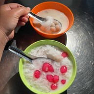 ตลาดโต้รุ่ง องค์พระปฐมเจดีย์