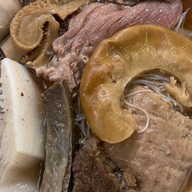 ครัวคุณชายสกายหมูกรอบ อาหารตามสั่ง(หน้าสายไหม27) สายไหม27