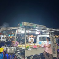 ตลาดโต้รุ่ง องค์พระปฐมเจดีย์