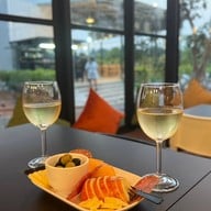 เทียนหน่าติ่มซำ - Tian Na DimSum & Drinks สาขาสำเร็จพัฒนา