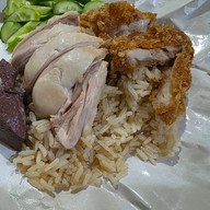 เมนูของร้าน น้อนไก่ ข้าวมันไก่ พฤกษา9