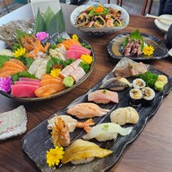 Sugoi Sushi สุโก่ย ซูชิ แซลมอนสดนอร์เวย์