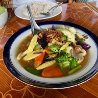ครัวแม่สร้อย