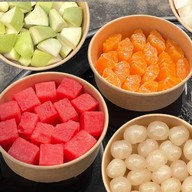 Greek & Fruit ผลไม้ปอกน้องลีอาห์