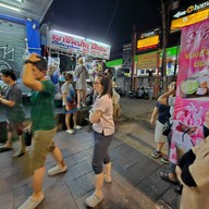 บรรยากาศ ก๋วยเตี๋ยวลูกชิ้นปลาฝั่งธน