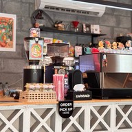 Backyard Coffee&Friends แบ็คยาร์ด