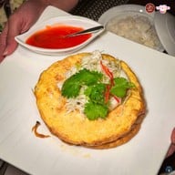 เสน่ห์จันทน์ กลาสเฮาส์ แอทสินธร