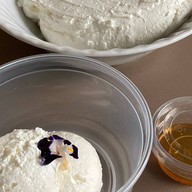 Greek by Gif (กรีกโยเกิร์ต Greek Yogurt)