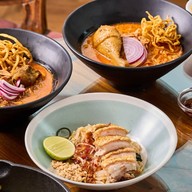 ลืมลืน ก๋วยเตี๋ยวต้มยำหมูกรอบ น่าน