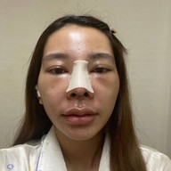 Dr.CHEN Surgery Hospital International Center  รามคำแหง 160