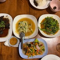 โอ้โห  ข้าวต้ม ตามสั่ง