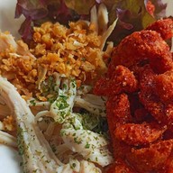 หมี่ไก่ฉีกหนูดำ