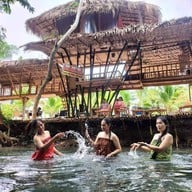 ป่าพะยอมรีสอร์ท พัทลุง