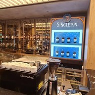 Jumbo Lobster @ Riverside