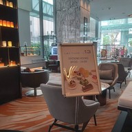 หน้าร้าน LATITUDE13