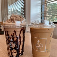 Sucré Cafe (ซูเคร่ คาเฟ่)
