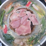 หมูกระทะเจ๊โรส เจ้าเดิมสะพานแดง