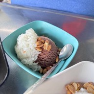 นัฐพร ไอศครีมกะทิสดรสไทย