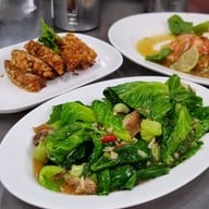 เจ๊โอว ข้าวต้มเป็ด