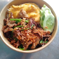 กระเพรารสแซ่บ  พริกแห้ง   (  ด่านสำโรง 14  )
