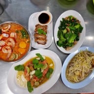 เจ๊โอว ข้าวต้มเป็ด