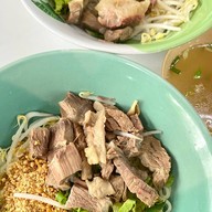 ร้านก๋วยเตี๋ยวบุหลันโกจิตร