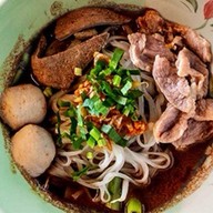 ป.ประทีปก๋วยเตี๋ยวเรือ สาขายันฮี