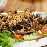 สวนอาหารนกน้อย จ.อุทัยธานี "ริมแม่น้ำสะแกกรัง"