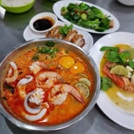 เจ๊โอว ข้าวต้มเป็ด