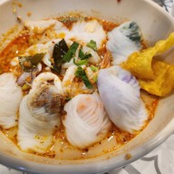 เมนูของร้าน ก๋วยเตี๋ยวปากหม้อ เรนโบว์