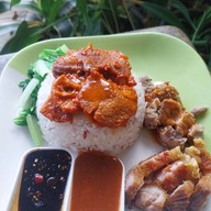 เมนูของร้าน ก๋วยเตี๋ยวไท หน้าสสจ.