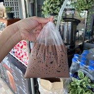 ชานัว กาแฟโบราณ [ สระกลางเมือง ]