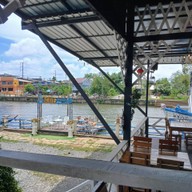 บรรยากาศ ไต้ก๋ง ริเวอร์ไซด์