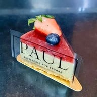 PAUL Central Embassy ชั้น 5