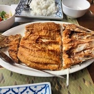 เมนูของร้าน บ้านคุณแม่ Ban Khun Mae ชั้น 2 มาบุญครอง