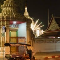 Medium Rare Steak & Wine