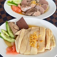ข้าวมันไก่สิงคโปร์ ( ฮะแซเซ้ง ) สาขาหนองเกตุใหญ่