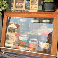 ชานัว กาแฟโบราณ [ สระกลางเมือง ]