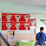 เฮงข้าวมันไก่ ลาดกระบังซอย 6