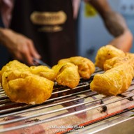 ปาท่องโก๋เสวย เยาวราช