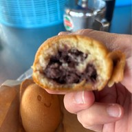 ขนมไข่ยิ้ม ไส้ทะลัก  ตลาดศรีเมือง