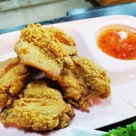 เมนูของร้าน ครัวลุงแดง ท่าข้าม