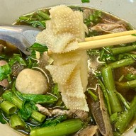 เมนูของร้าน เนื้อตุ๋นนายหนวด ถ.พระเทพ