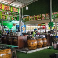 ก๋วยเตี๋ยวโอ่งมังกร-ราชบุรี สาขาเจดีย์หัก