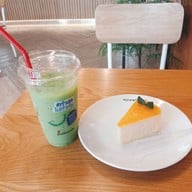 Inthanin Coffee โรงพยาบาลนวมินทร์ 9