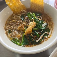 พ.เย็นตาโฟกุ้งทอด -