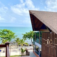 Issara Cape Restaurant & Cafe (อิสระเคป)