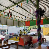 บรรยากาศ ก๋วยเตี๋ยวเรือพริกหอม อร่อยที่สุดในเมืองมนุษย์ (คู้บอน 27 แยก19) ไม่มี